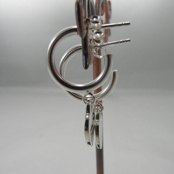 NEW Mini Heart Hoop Stud Earrings Return to Tiffany & Co Solid Sterling Silver - Picture 4 of 15